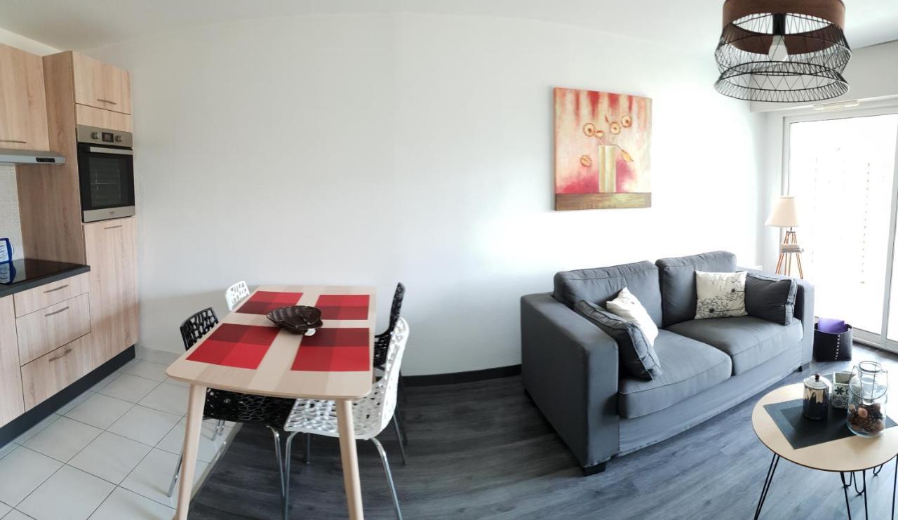 Charmant Studio Residence Avec Terrasse Jardin Au Centre De Ванн Экстерьер фото